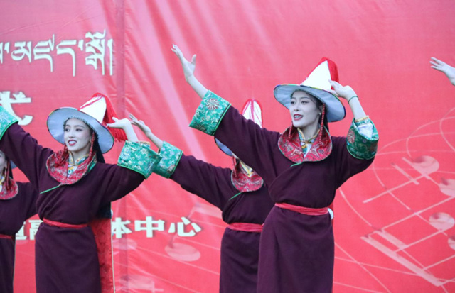 節(jié)目現(xiàn)場。同仁市委宣傳部供圖