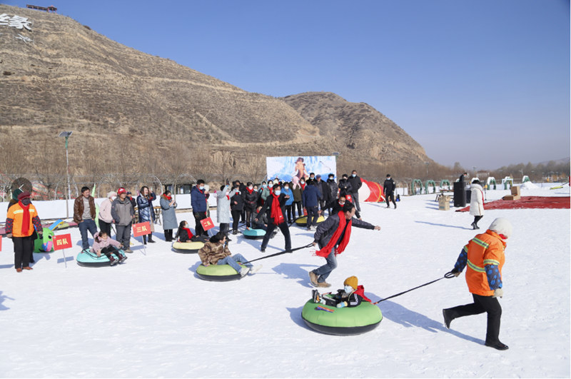 千紫緣“冰雪嘉年華”。西寧市文化旅游廣電局供圖