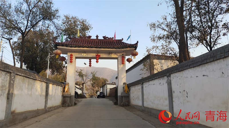 峽口村。人民網(wǎng)記者 張莉萍攝