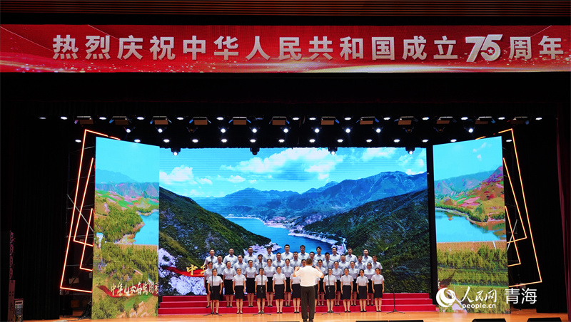 合唱展演現(xiàn)場(chǎng)。人民網(wǎng)記者 張莉萍攝